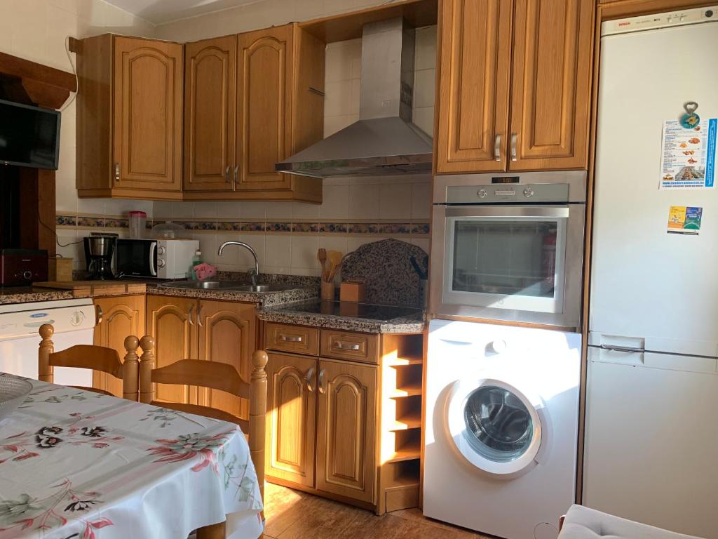 Kuchyňa alebo kuchynka v ubytovaní Apartamento rural FRAGARIA