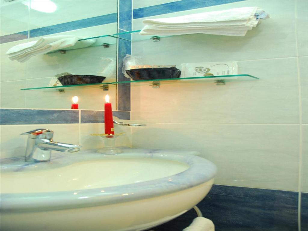 Koupelna v ubytování Hotel Veliero