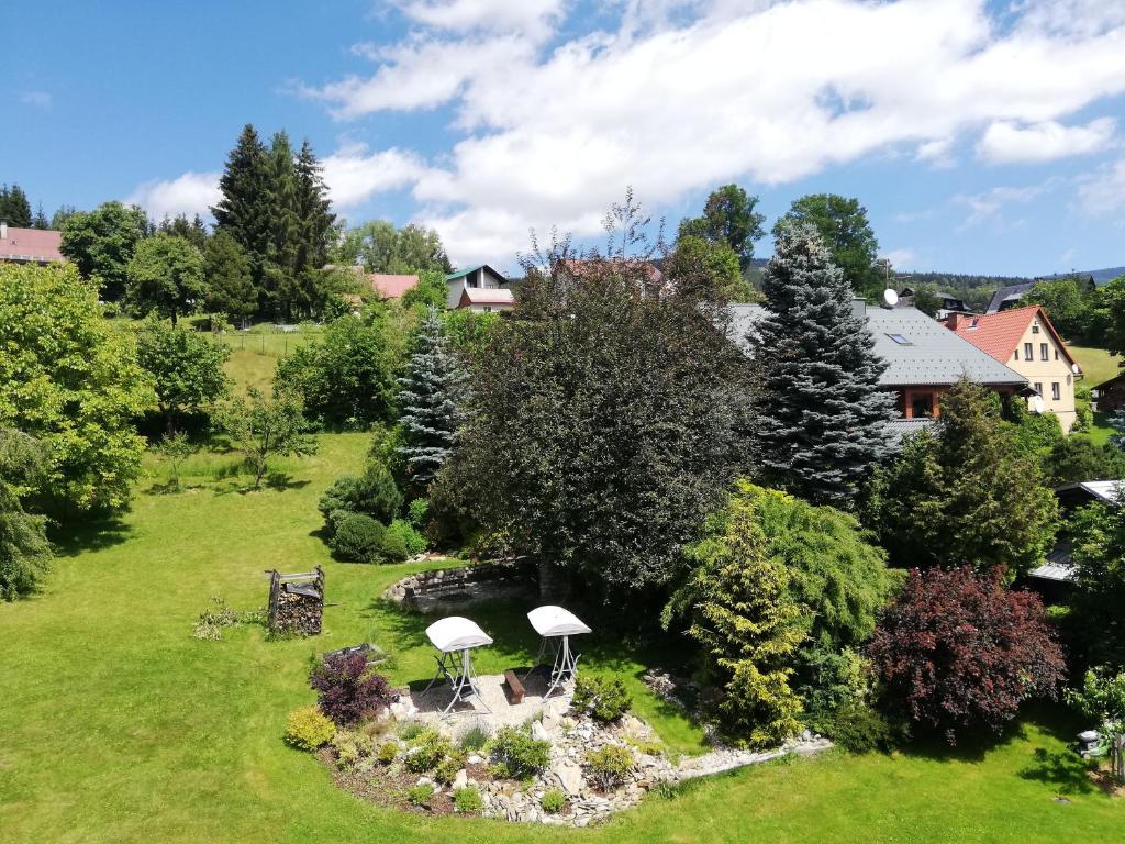 Zahrada ubytování Apartmány Ester