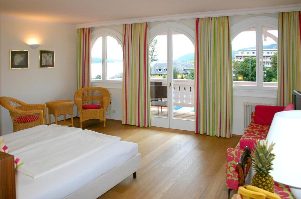 Postel nebo postele na pokoji v ubytování Seehotel Astoria