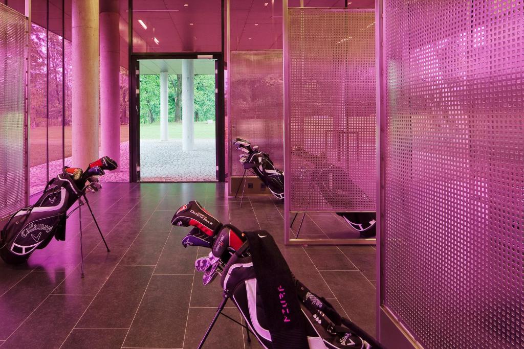 Fitness centrum a/nebo fitness zařízení v ubytování Miura Hotel