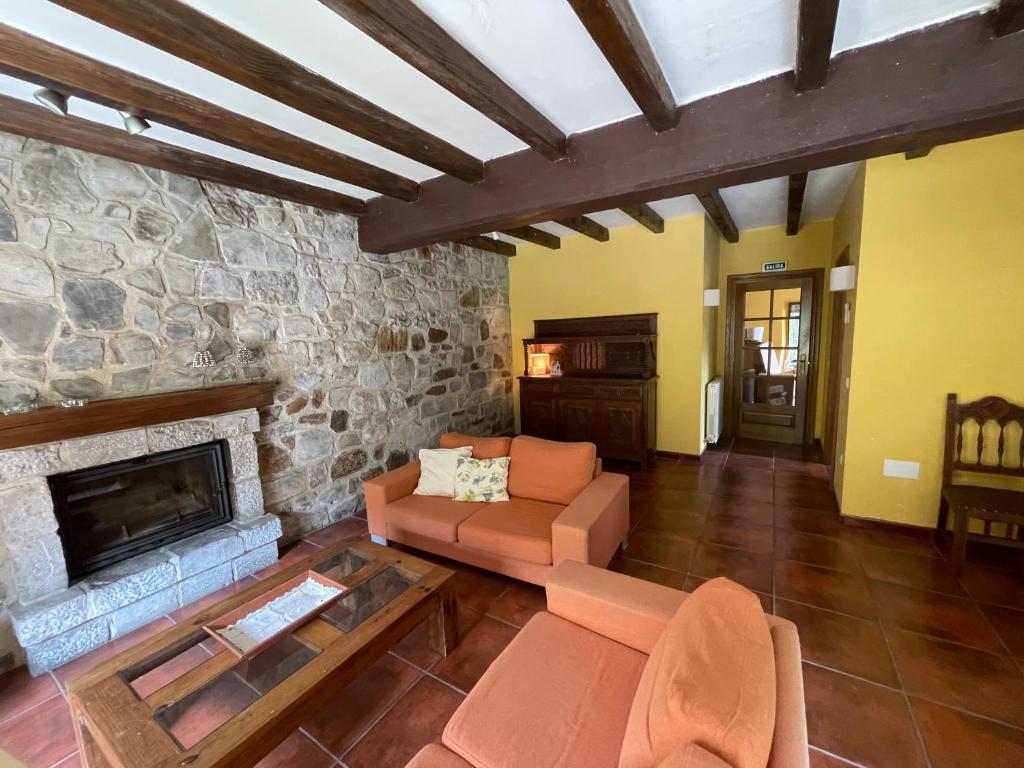 reservar hotel en Aribe