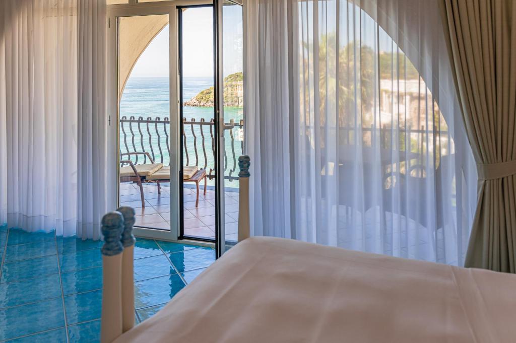 Grand Hotel Le Rocce - 14