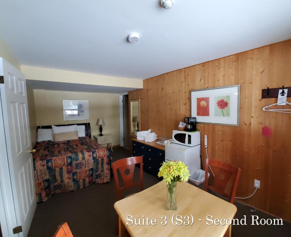 Una cocina o zona de cocina en Spring Lake Resort
