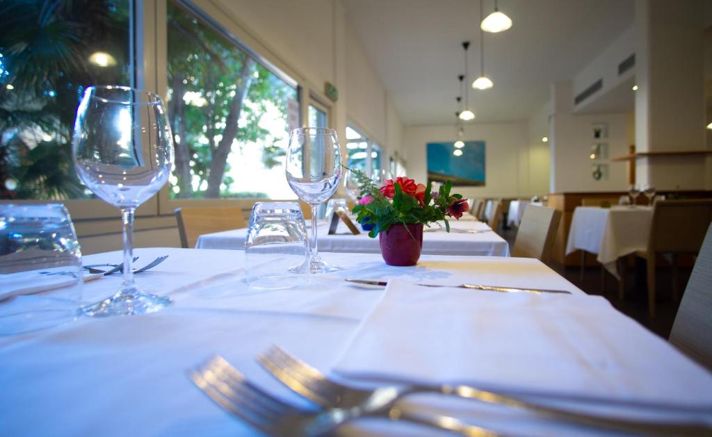 Restaurant o un lloc per menjar a Mistral2 Hotel
