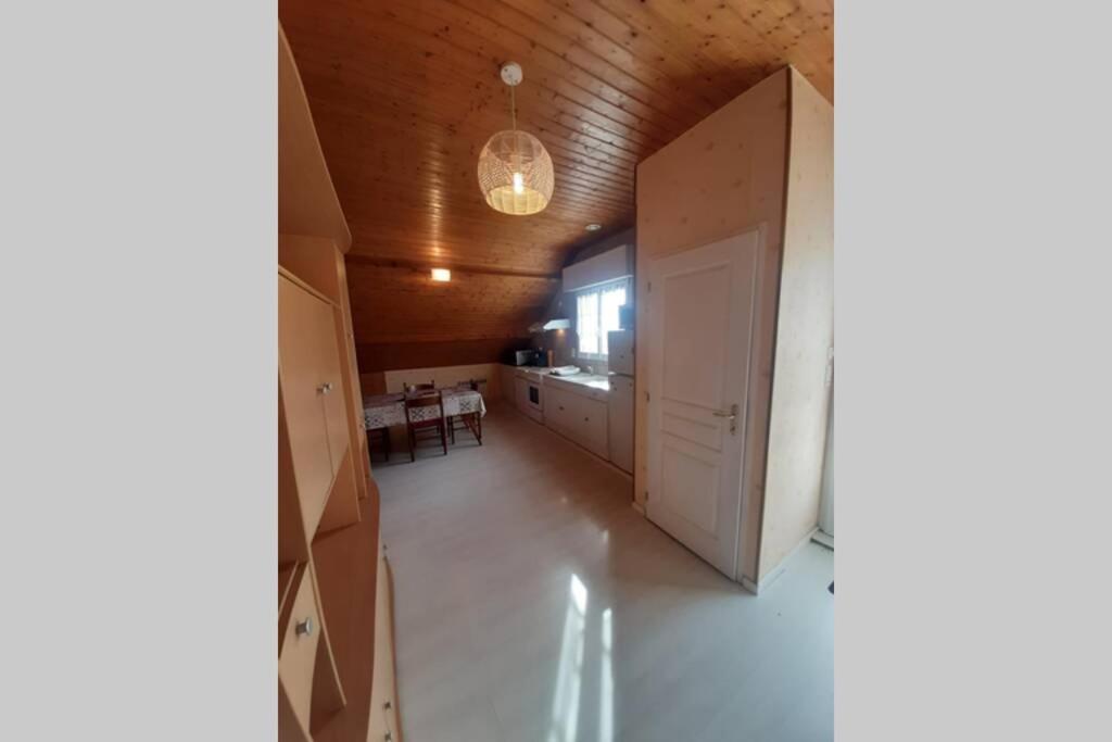 appartement calme en pleine campagne - Apartamento De Una Habitación