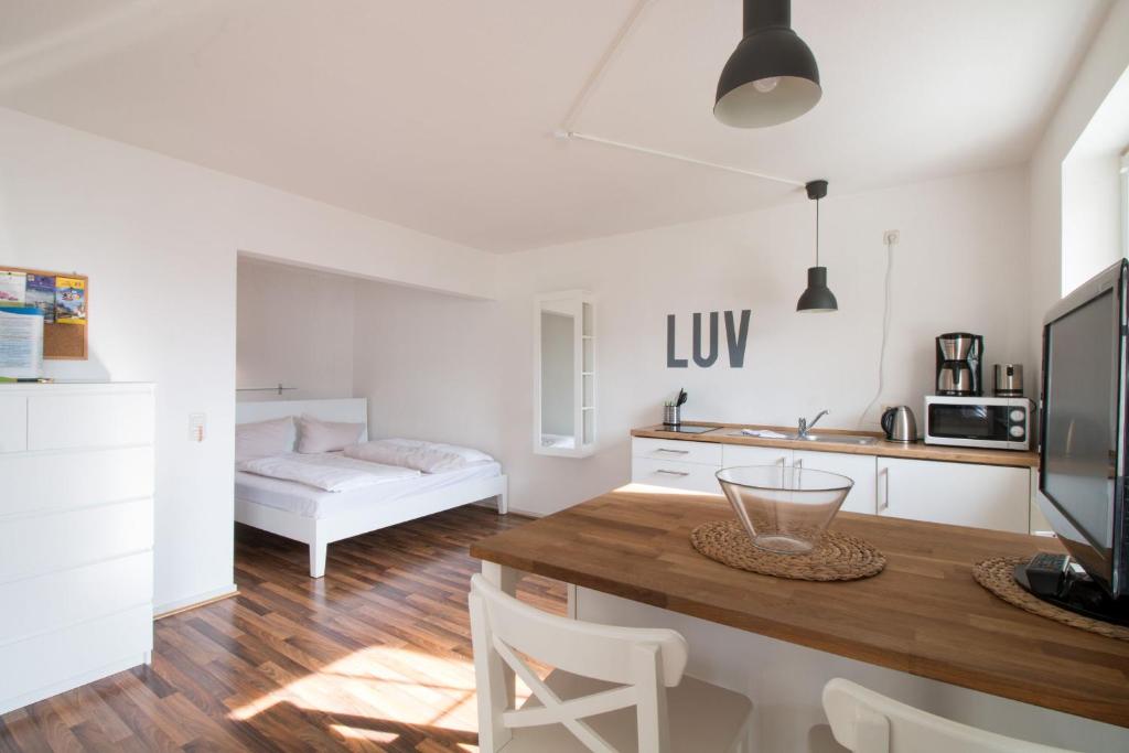 fewo1846 Strandresidenz Wassersleben - Luv - komfortables Studio-Apartment  mit Balkon und Meerblick, Harreslev – opdaterede priser for 2023