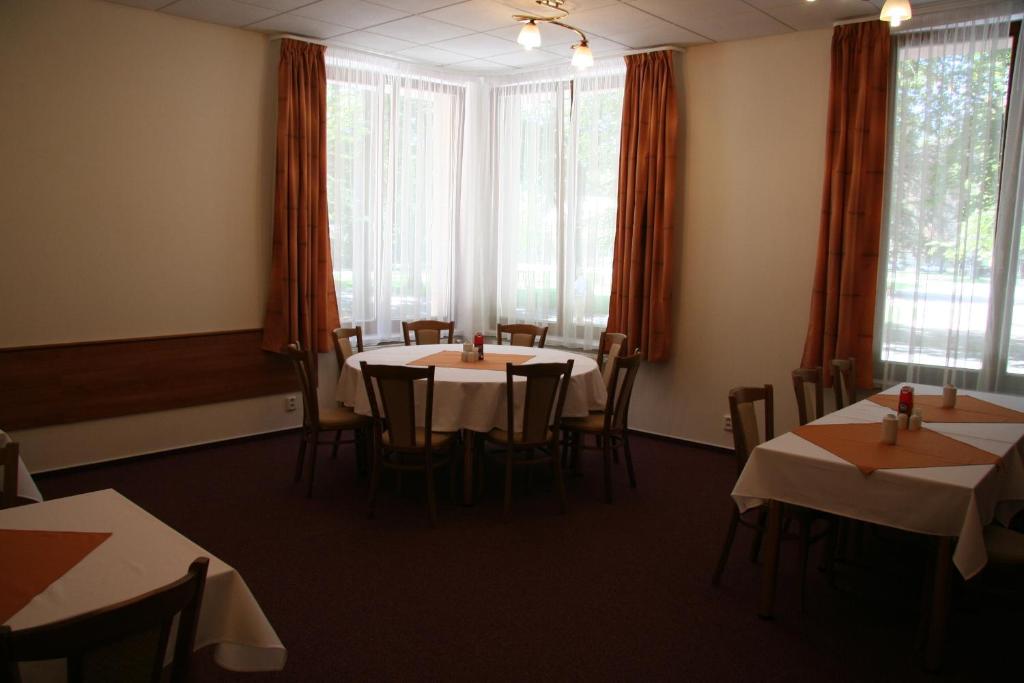 Restaurace v ubytování Lazensky Hotel Park