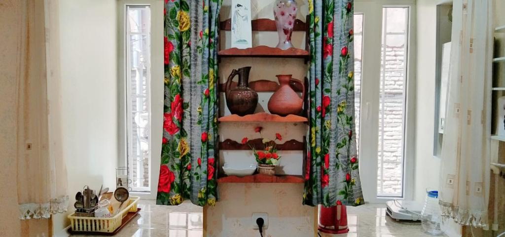 لابی و فضای عمومی Apartment On Erekle - تصویر ۵