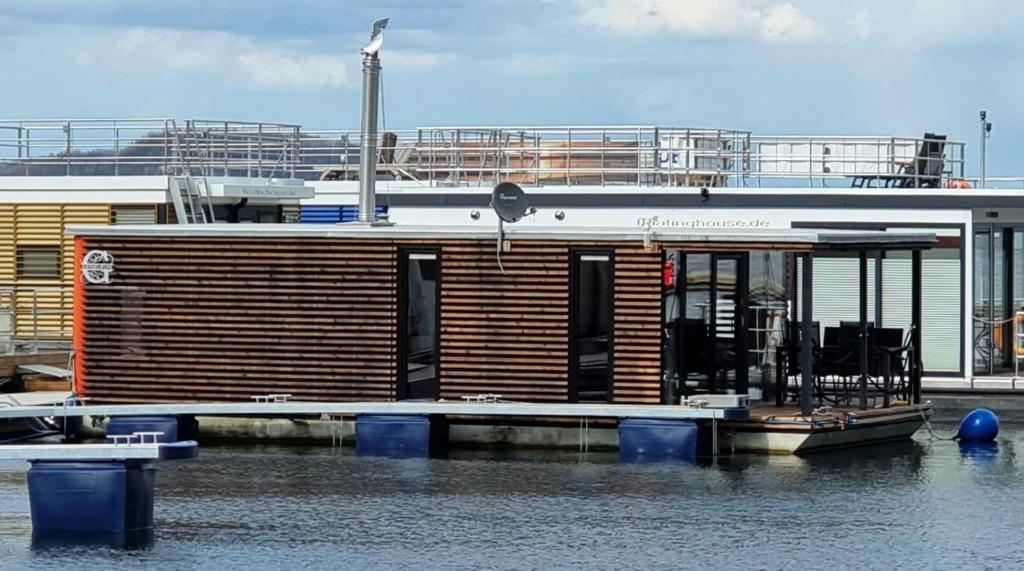 Photo de la galerie de l'établissement Hausboot Geiselruh, à Braunsbedra