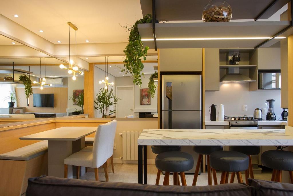  Incrível apartamento no Centro de Gramado