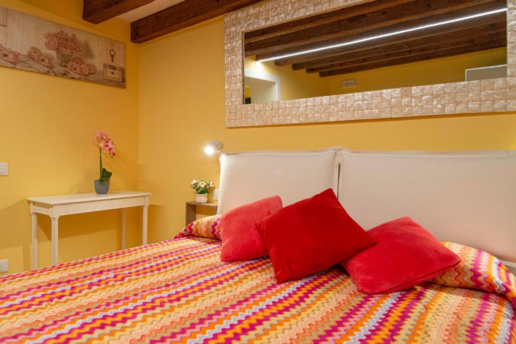 NINA VENICE APARTMENT - 1