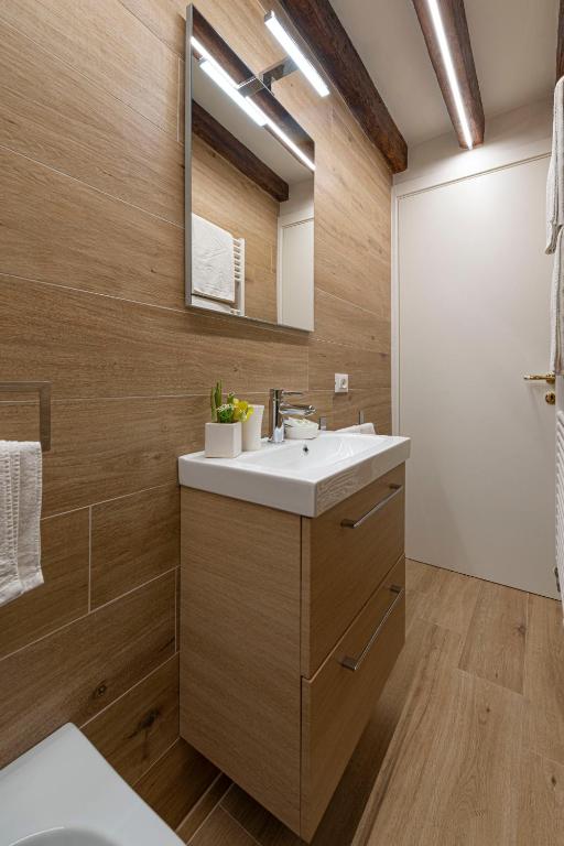 NINA VENICE APARTMENT - 6