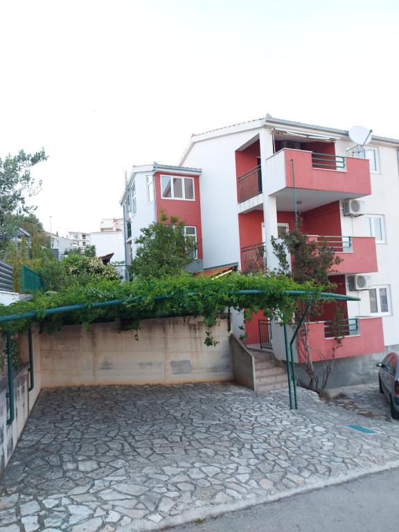 Budova, kde se apartmán nachází