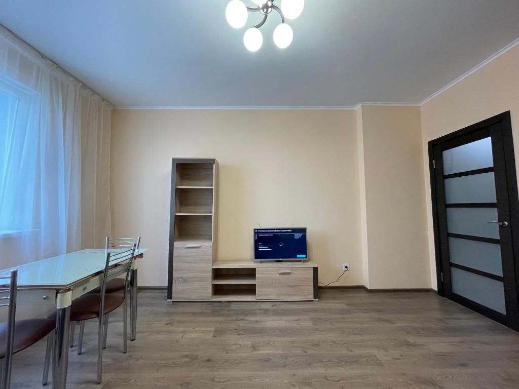 Apartment Voskresenska 18 , Парковые Озера - Salle Familiale Standard