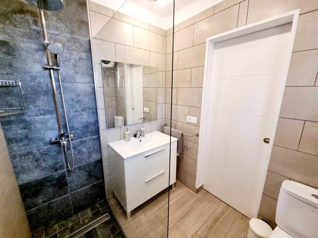 Koupelna v ubytování Apartamento Norma 8 Playa Roca