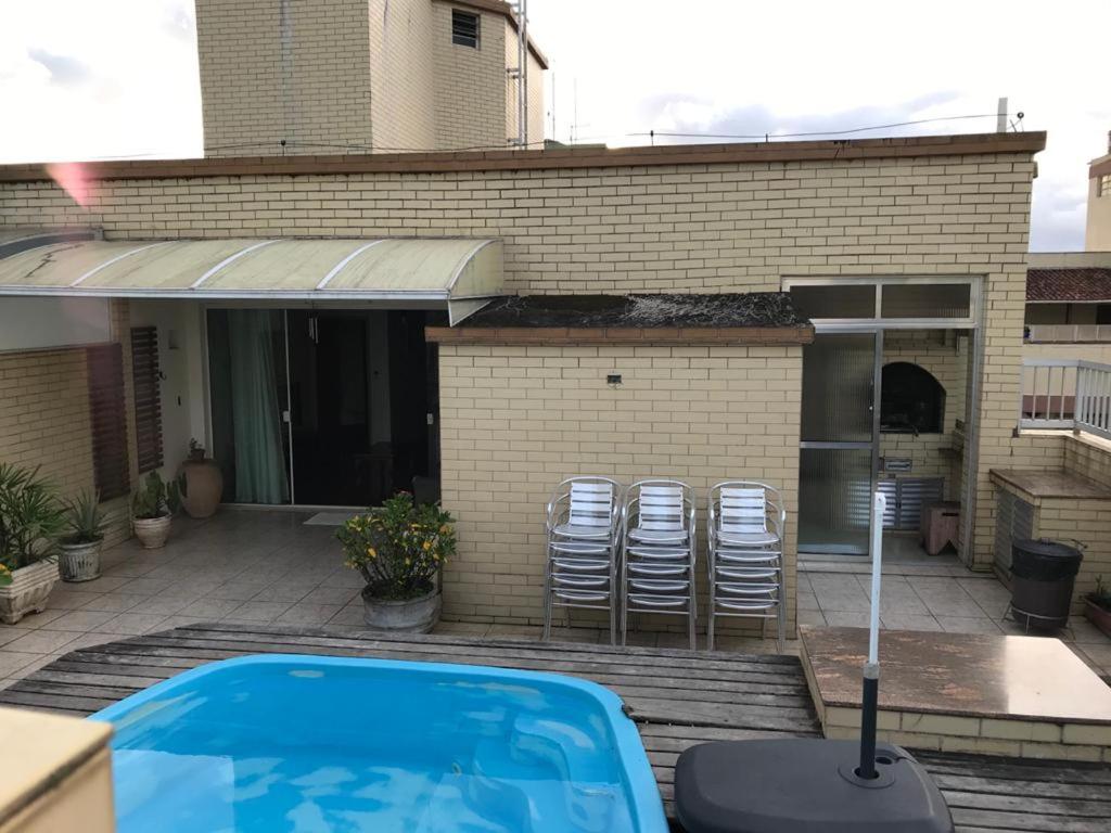  SENSACIONAL COBERTURA C/PISCINA