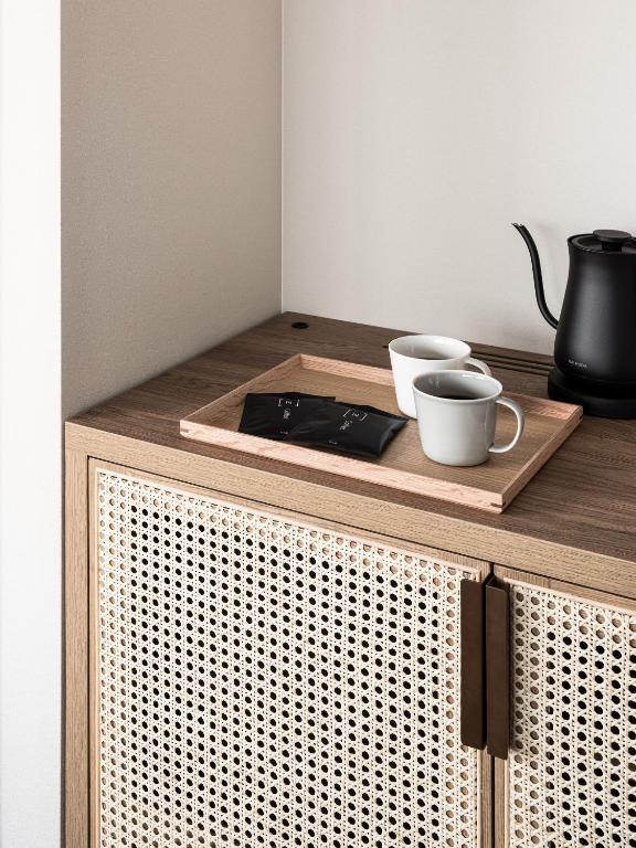 Nest Hotel Naha Kumoji咖啡機或泡茶用具