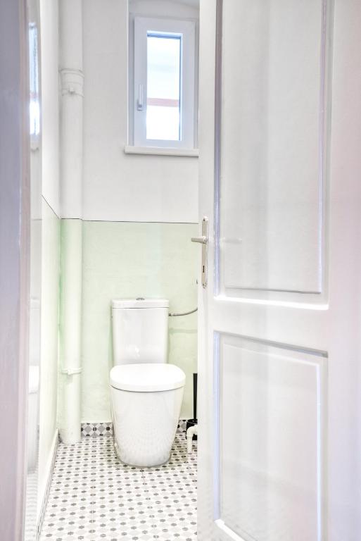 InnsbruckHomes at Botanical Garden - One-Bedroom Apartment Top6
