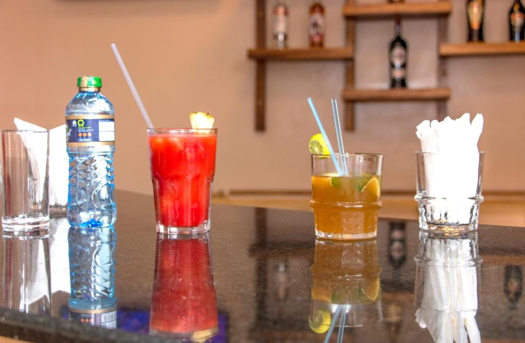 Nápoje v ubytování Hotel Comster Mtwapa
