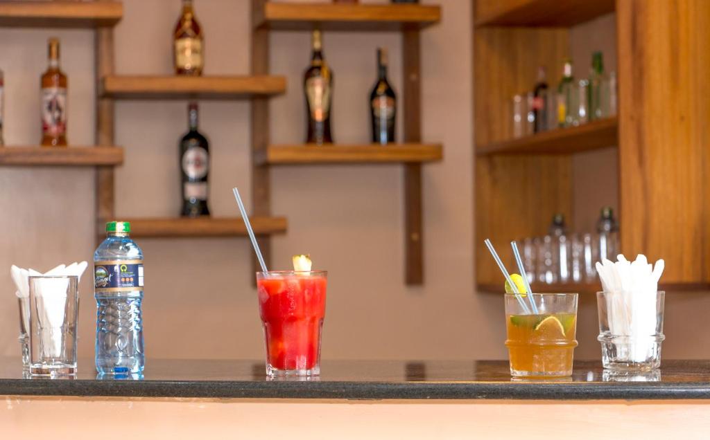 Nápoje v ubytování Hotel Comster Mtwapa