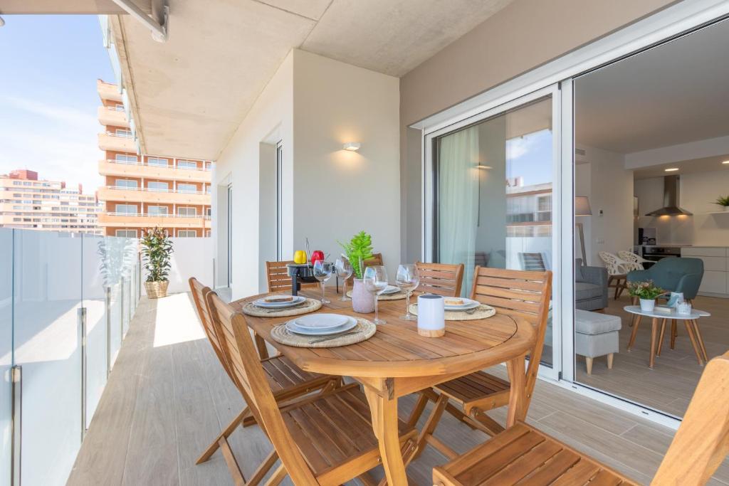 Balkón alebo terasa v ubytovaní M A R I V E N T Suite with bathroom and terrace 50 m2