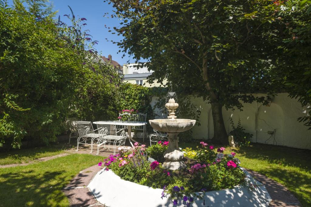 Zahrada ubytování Hotel am Berg