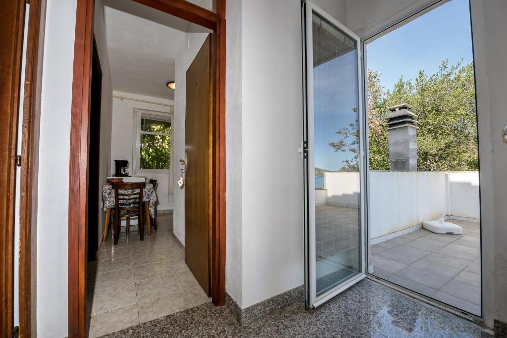 Picić Guesthouse - Apartamento Estudio Económico Con Terraza