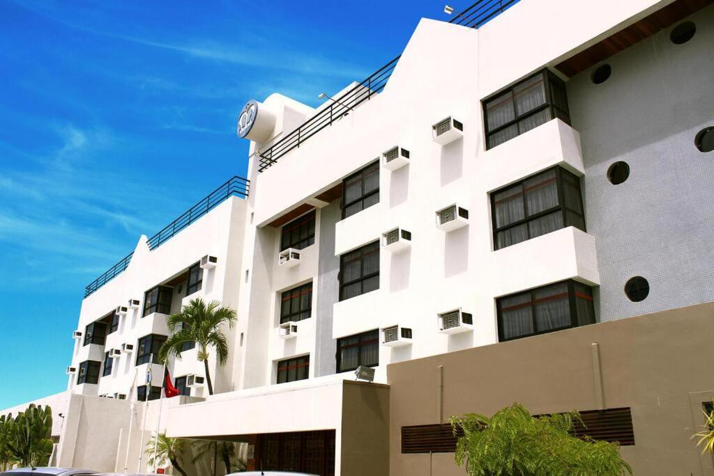  Studio Royal Tambaú