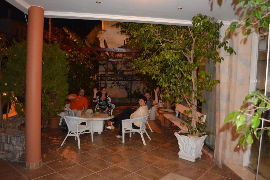 Restaurace v ubytování Lefka Ori City Rooms
