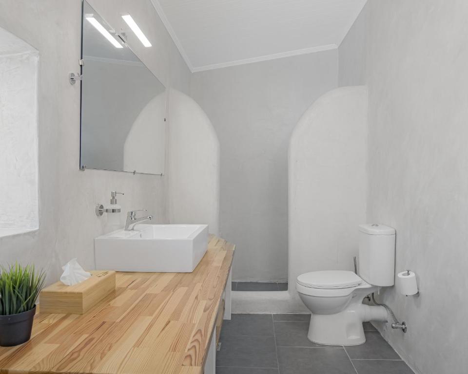 Koupelna v ubytování Villa Tzikides Aegina
