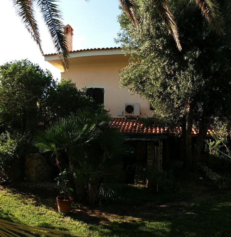 Zdjęcie z galerii obiektu Casa sulla sabbia w mieście Putzu Idu