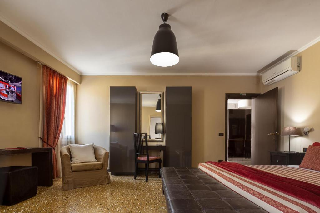 Centrale Venice Apartments - 7