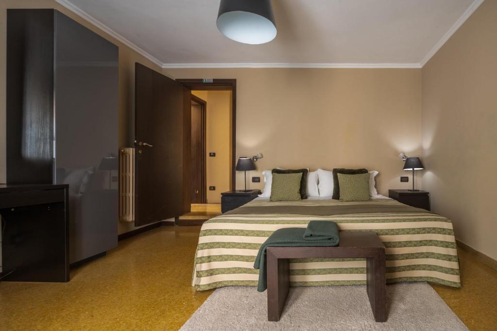 Centrale Venice Apartments - 10