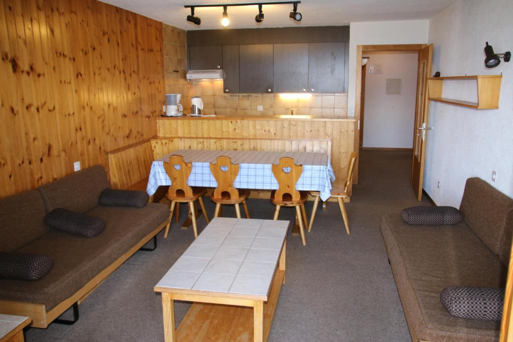 Posezení v ubytování Mélèzes R-S MOUNTAIN & SKI LIFT apartements