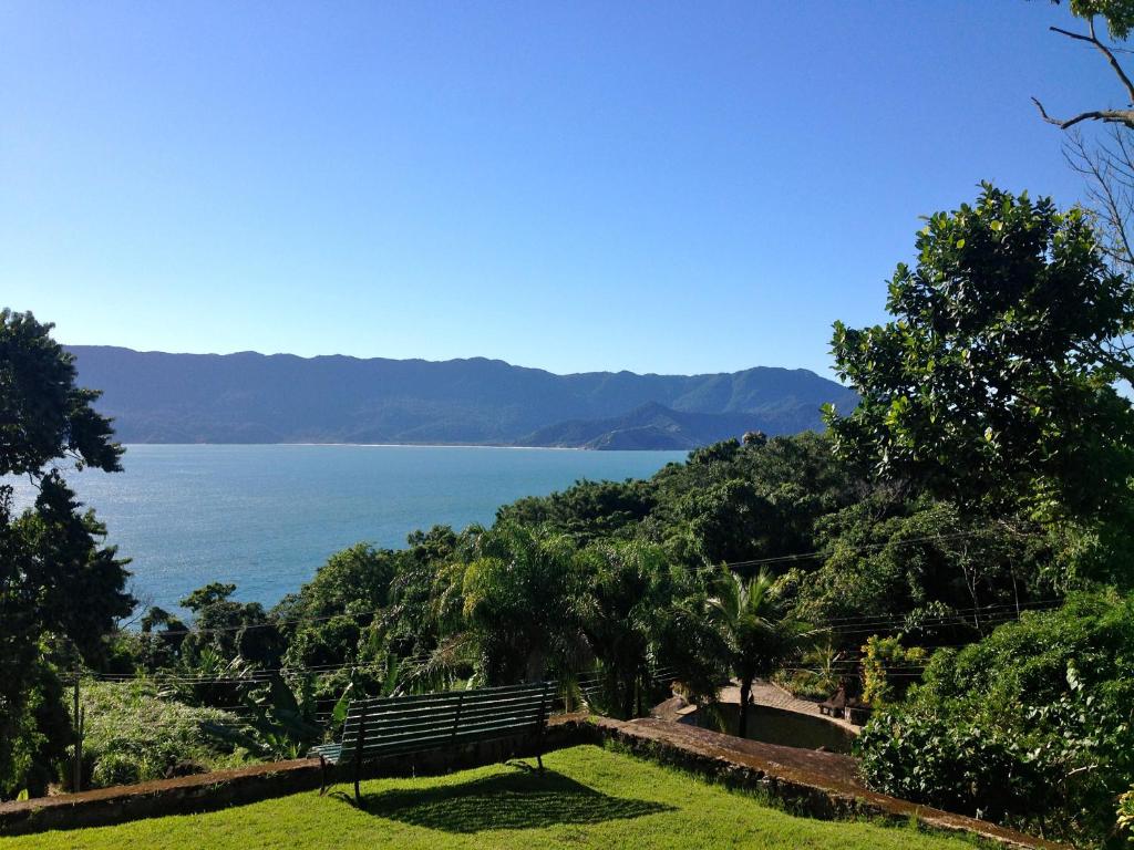  Ilhabela Chalés