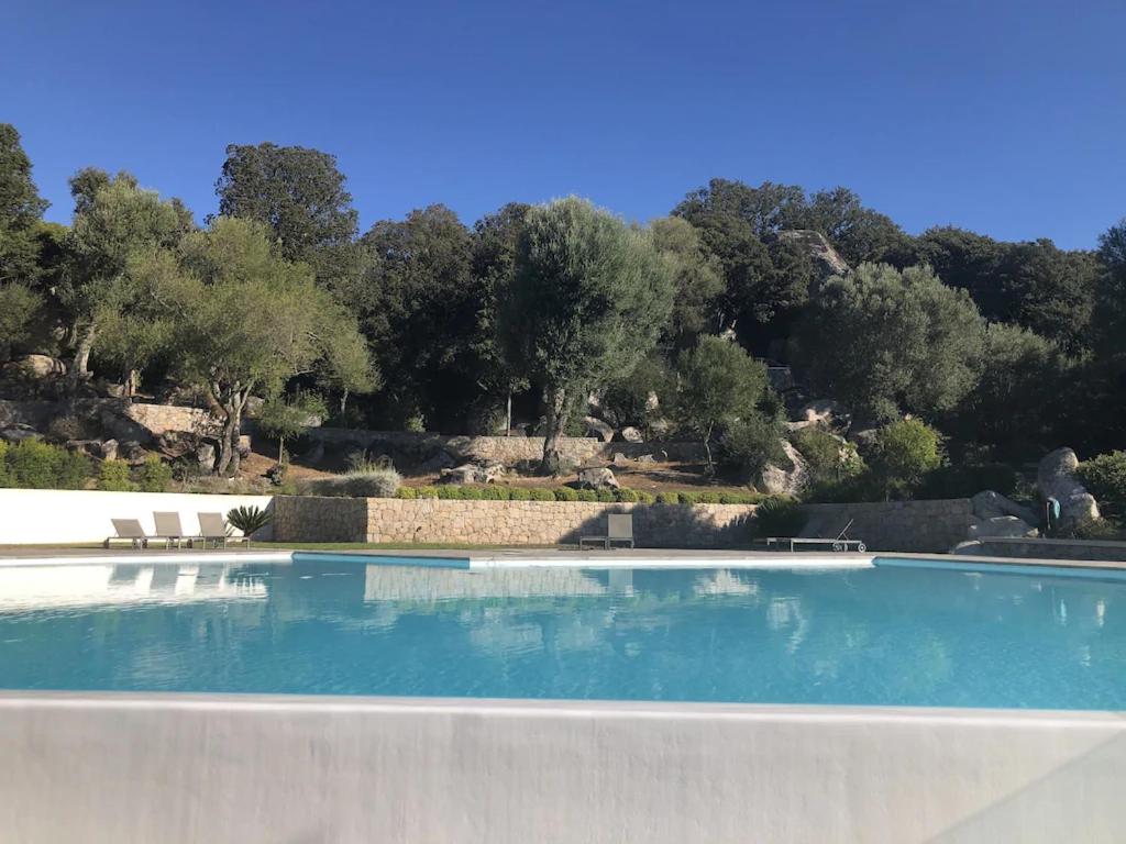 Photo de la galerie de l'établissement Domaine Arca T2 neuf standing piscine tennis, à Porto-Vecchio