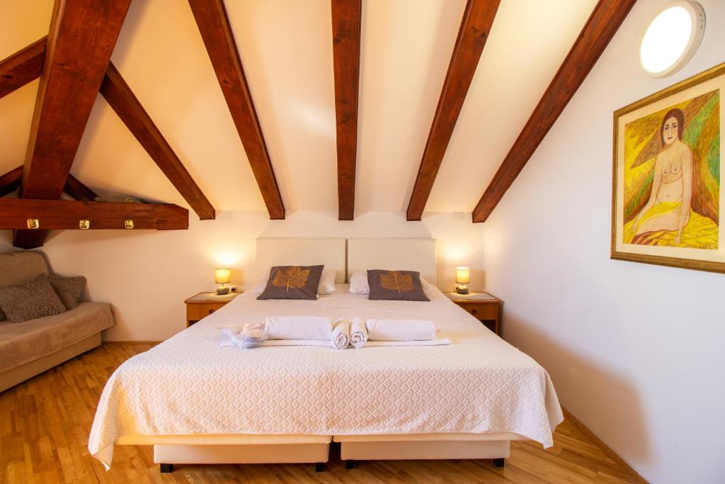 Villa Odak - Two-Bedroom Apartment With Sea View