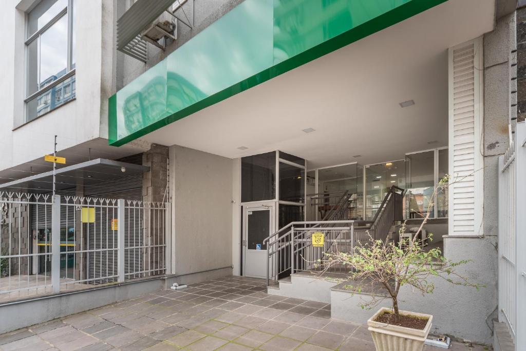  Apartamento impecável Fernando Machado 828