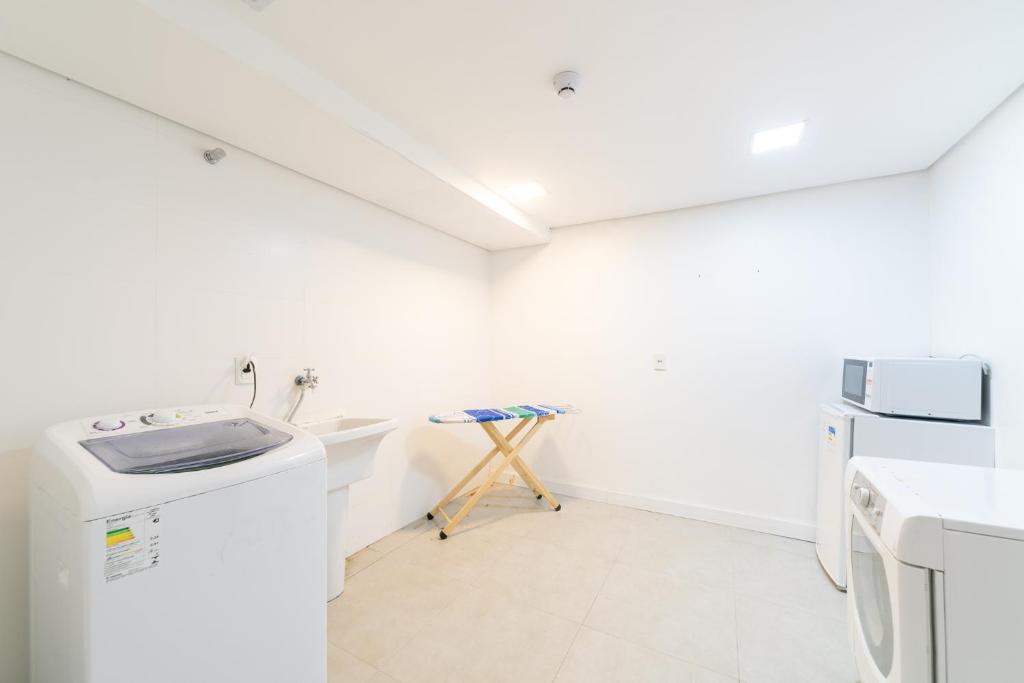  Apartamento impecável Fernando Machado 828