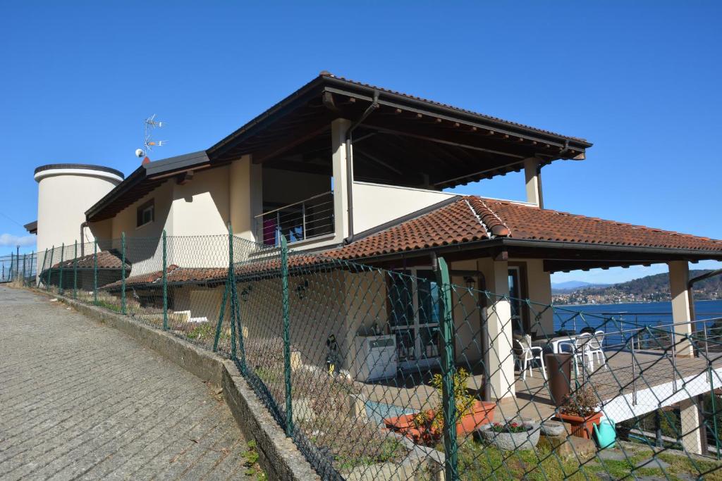 Budova, v ktorej sa apartmán nachádza