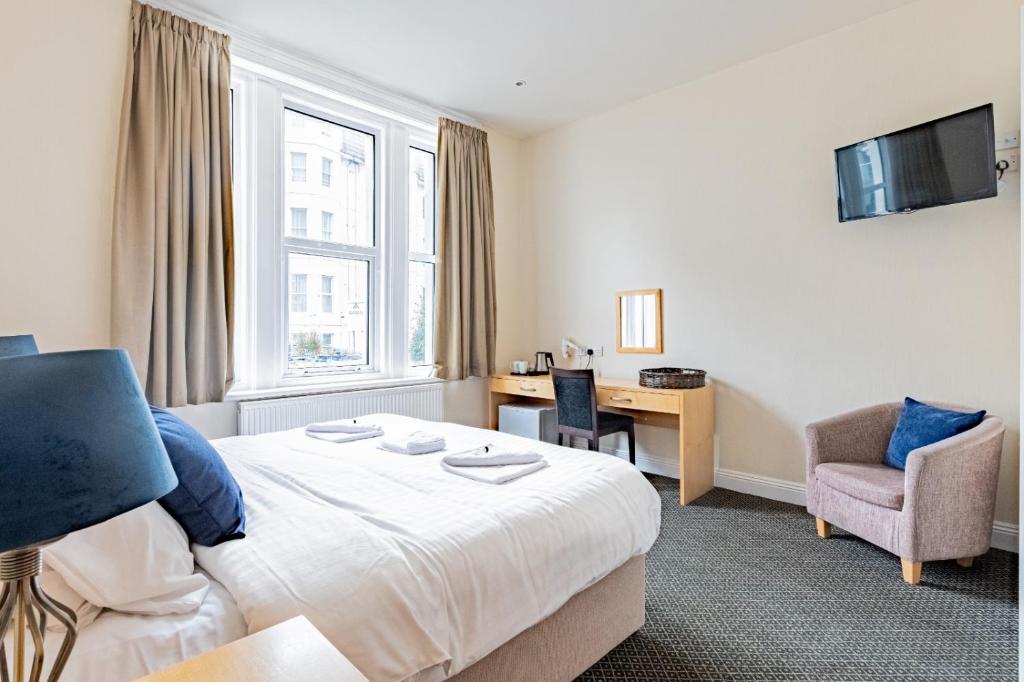 Brooklands Lodge - Resim 6