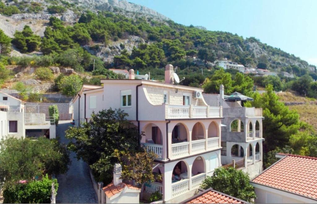 Fotografie z fotogalerie ubytování Apartmani Lugonja*** v destinaci Pisak