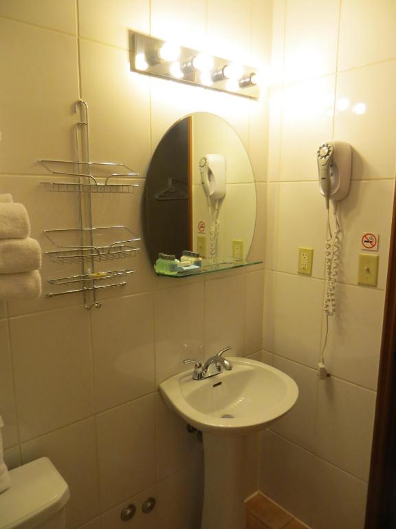 Queen Bee Hotel - Resim 17