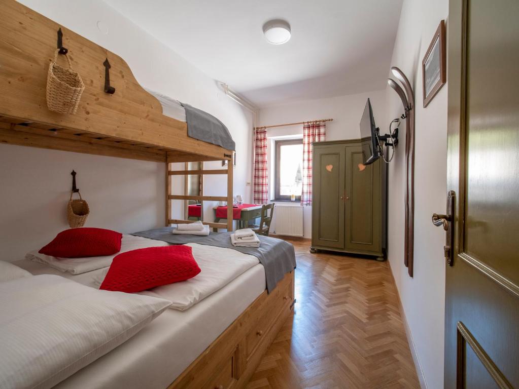 Postel nebo postele na pokoji v ubytování Berghi Hotel and Apartments