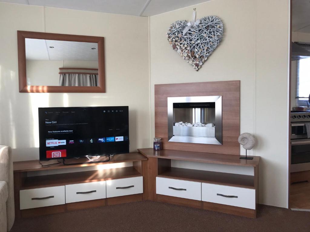 Lido Beach Resort Holiday Home 6 Berth - Housity