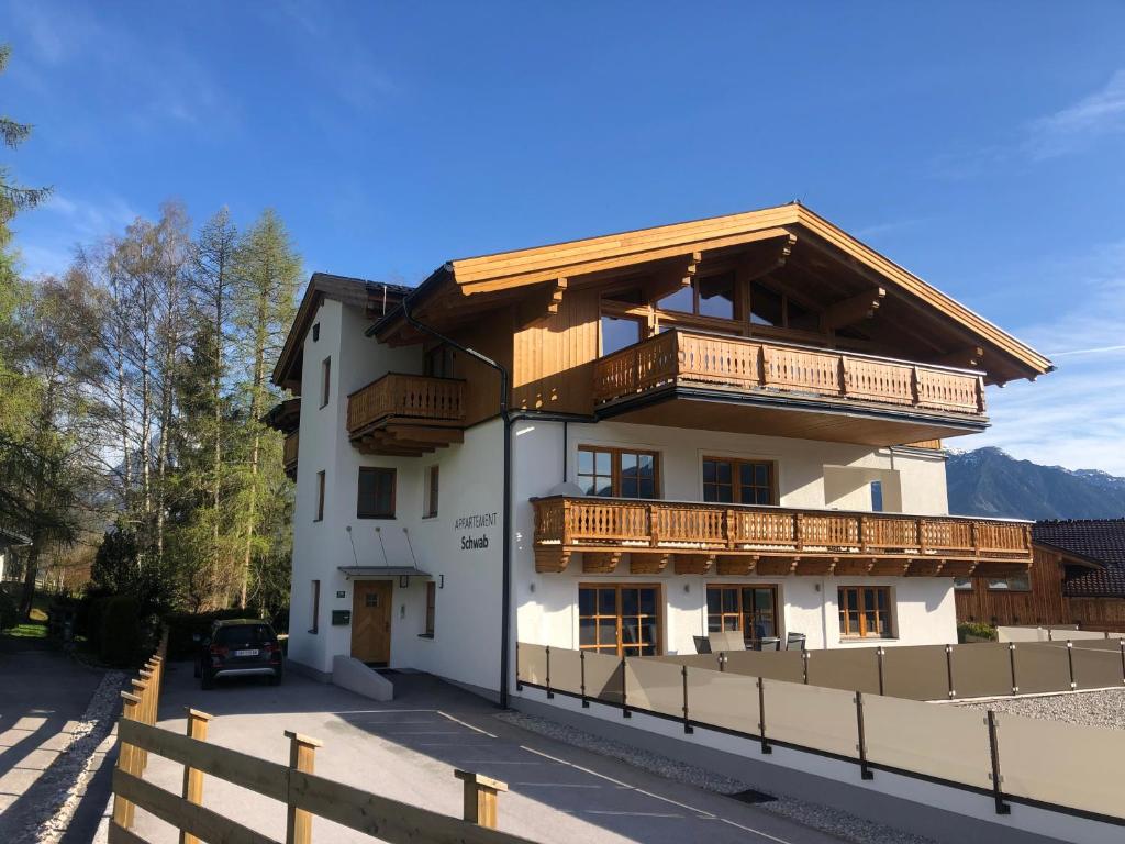 Nespecifikovaný výhled na hory nebo výhled na hory při pohledu z apartmánu