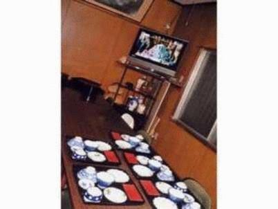 TV a/nebo společenská místnost v ubytování Tenryu Ryokan