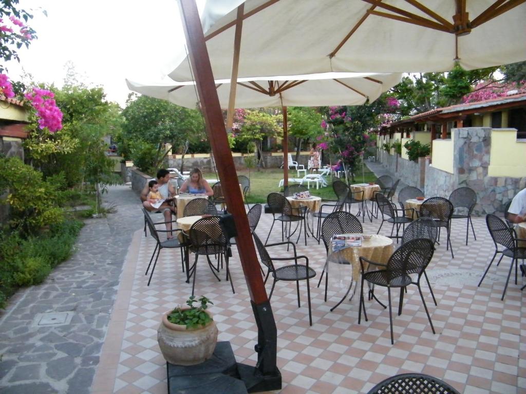 Restaurace v ubytování Hotel Villaggio Tabù