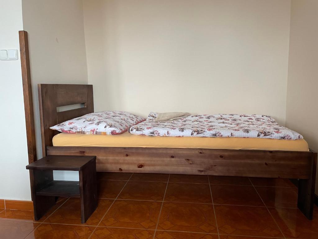 Voodi või voodid majutusasutuse Četnická stanice Hluboká toas